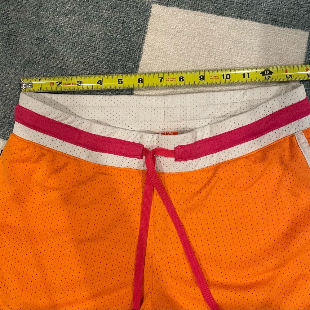 Nike Drawstring Shorts - Picture 5 of 9